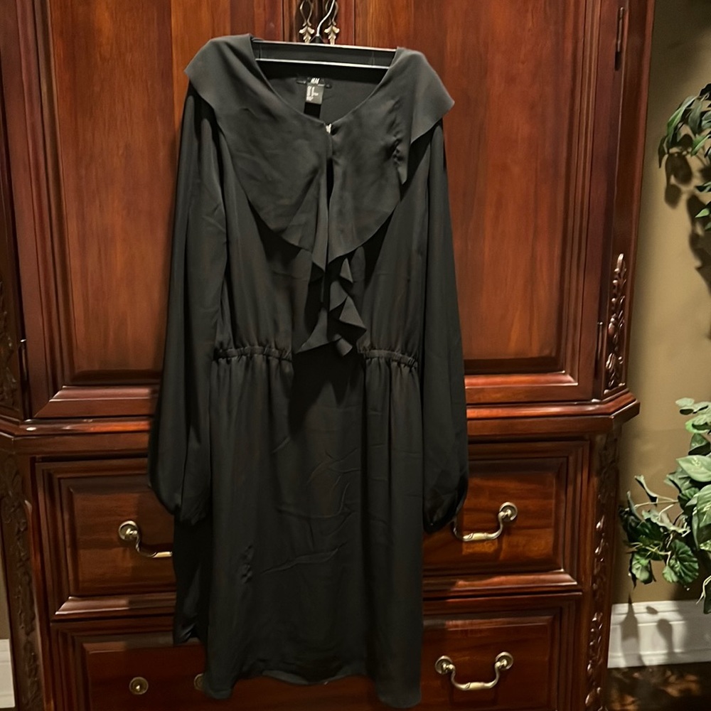 H and m dress size 12 like new